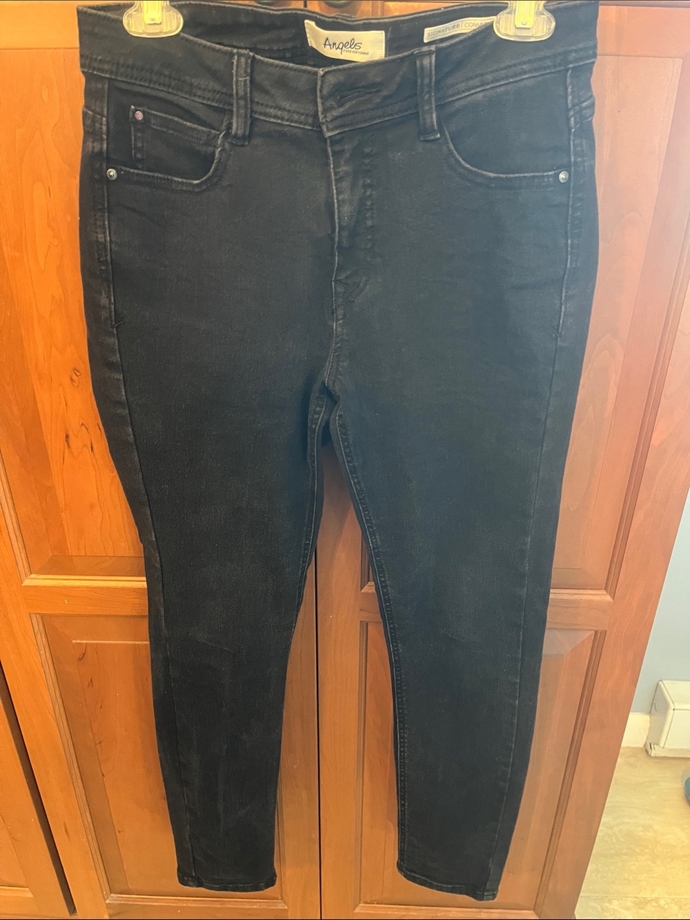Black Angels jeans